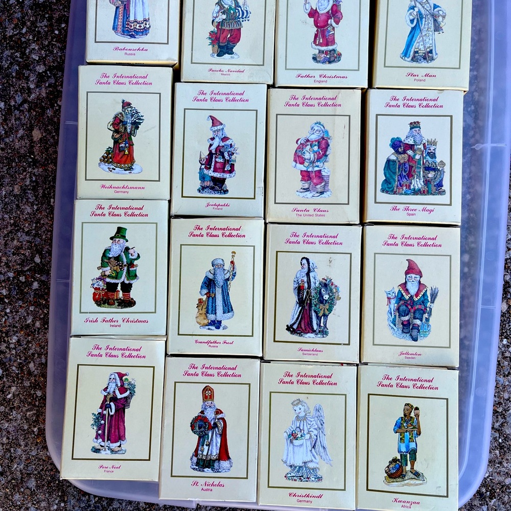 18 International Santa